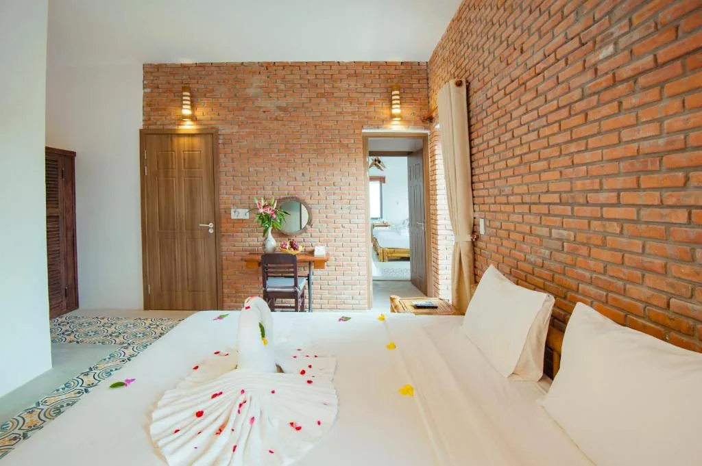 Deluxe Family Room — Hoi An Rustic Villa